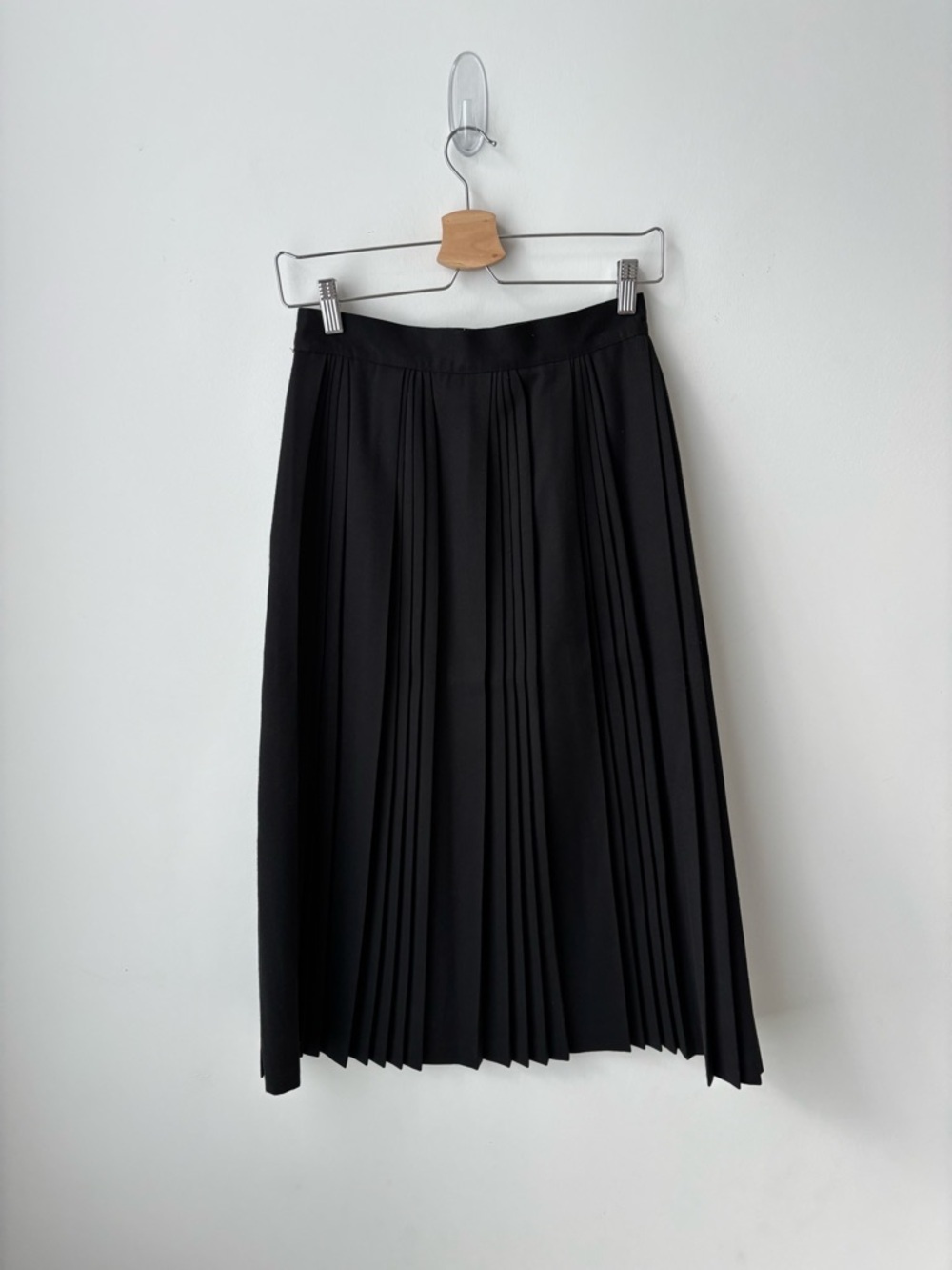 Vintage high waist Black Pleated Midi Skirt Size 10 Minimalist Classic A-Line - Picture 6 of 12